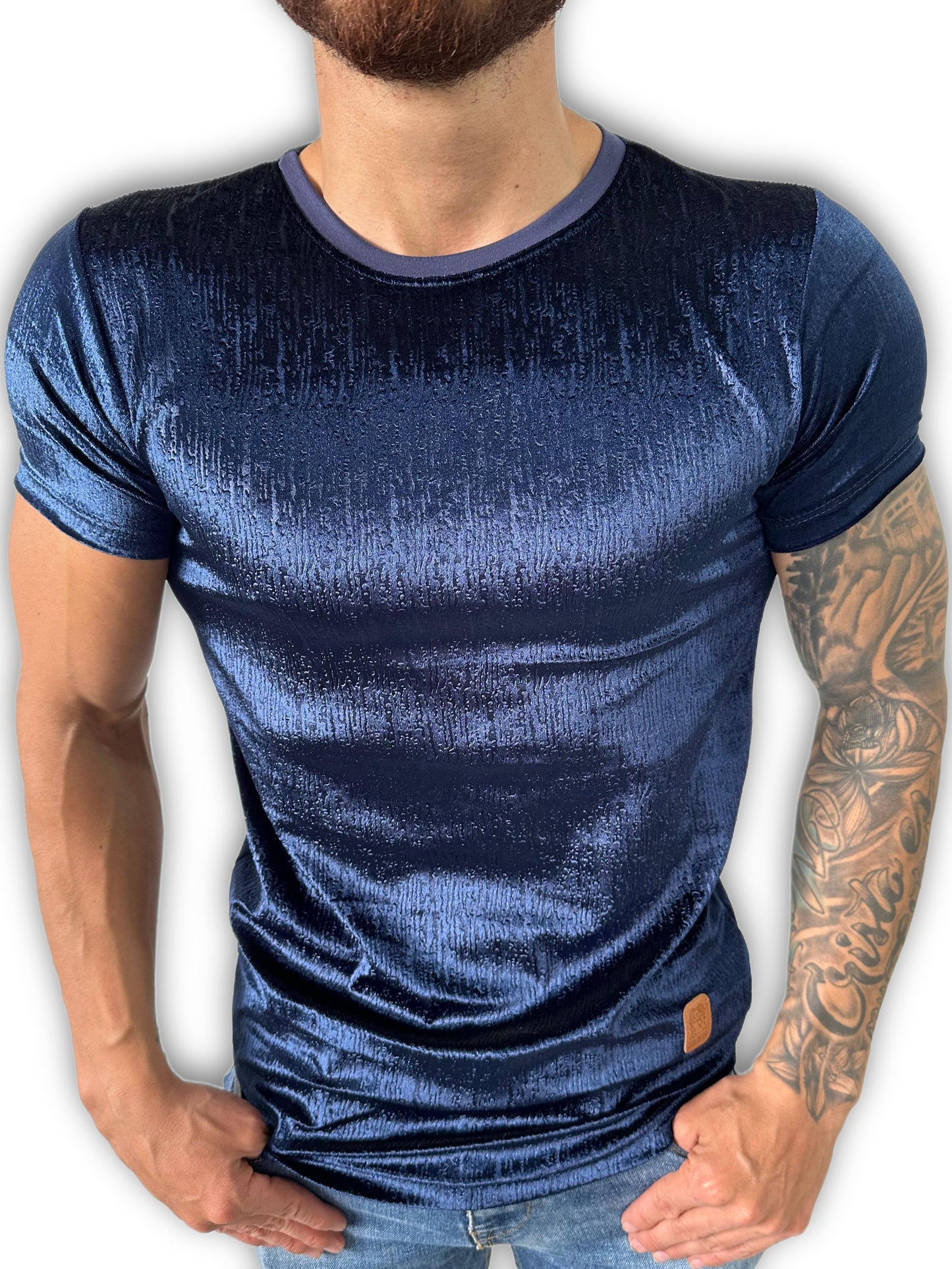 CAMISETA SLIM FIT PREMIUM EN TERCIOPELO