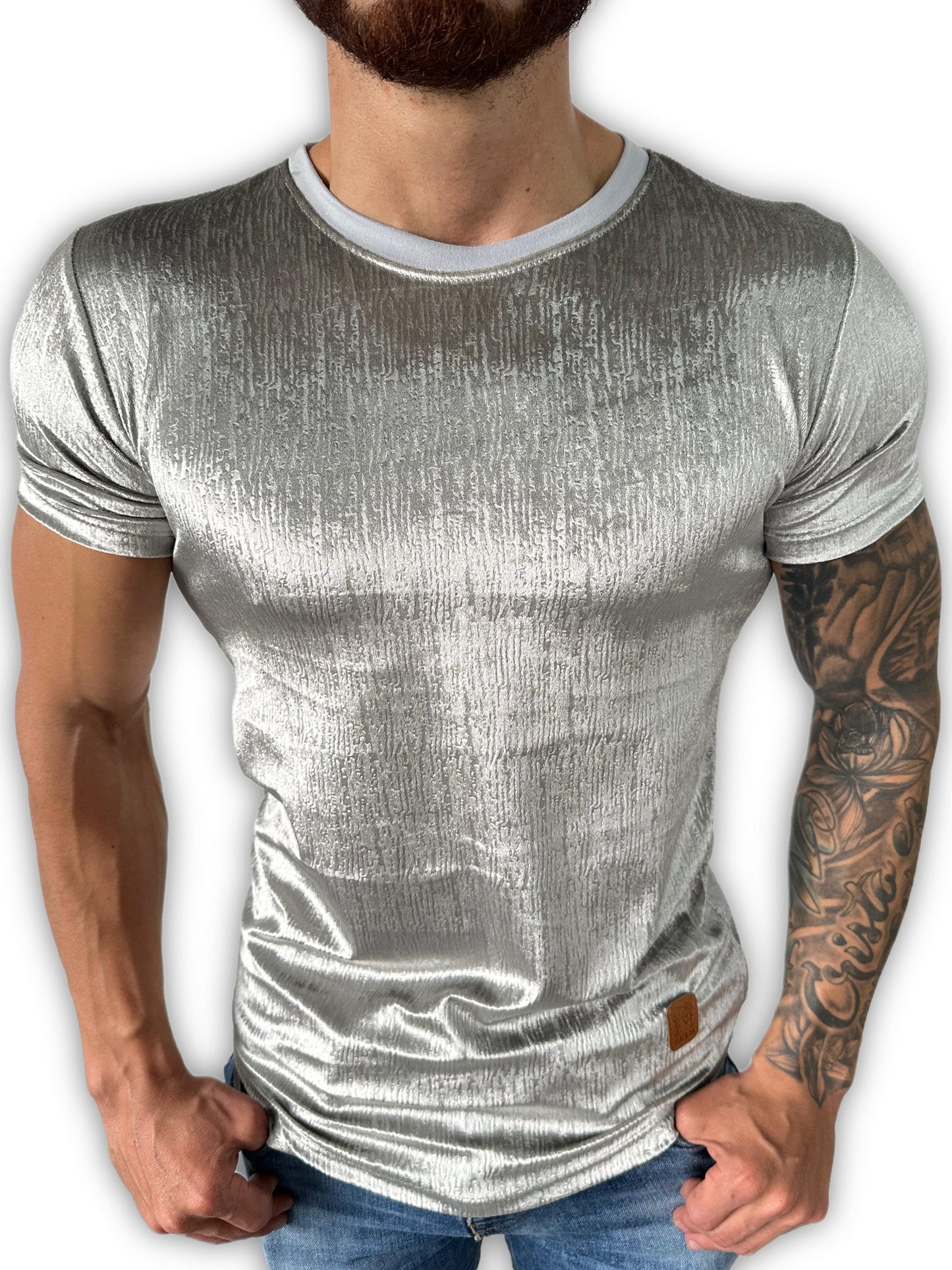CAMISETA SLIM FIT PREMIUM EN TERCIOPELO