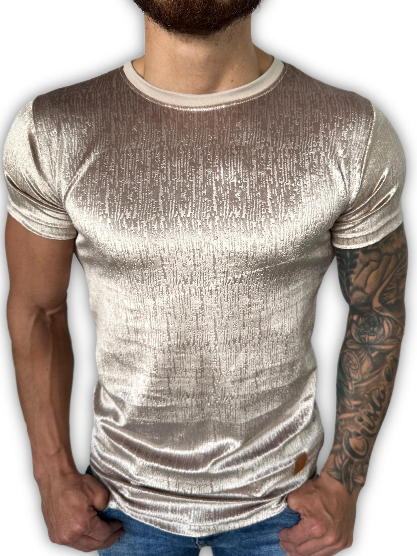 CAMISETA SLIM FIT PREMIUM EN TERCIOPELO